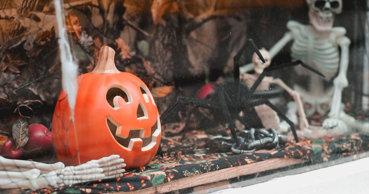 66ea1eacf2b9de1a4586fa4a halloween happy hour ideas 05